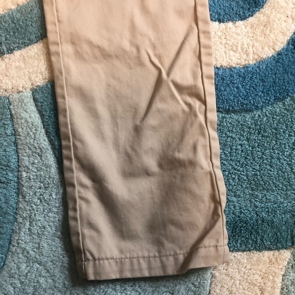 Old Navy Straight Khakis size 7 regular. 100% cotton. - Picture 3 of 7